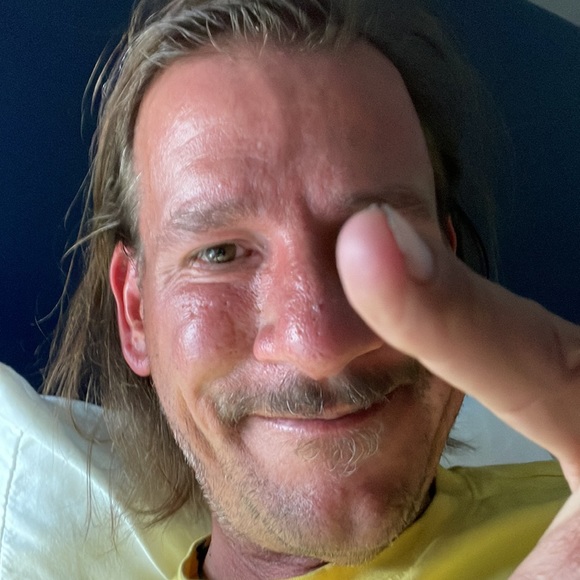 Game worn-thanks Miis Kim - Picture 2 of 3